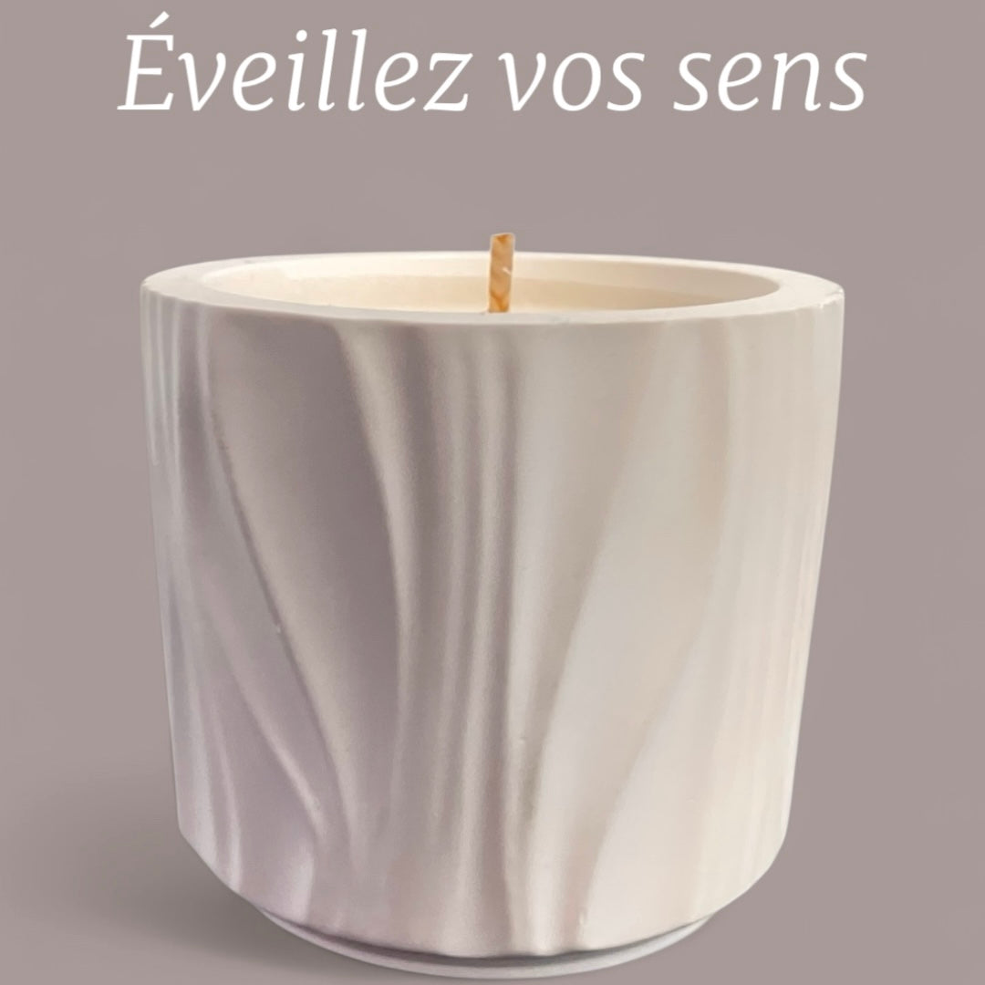 Bougie naturelle sans parfum - Pot en céramique vague