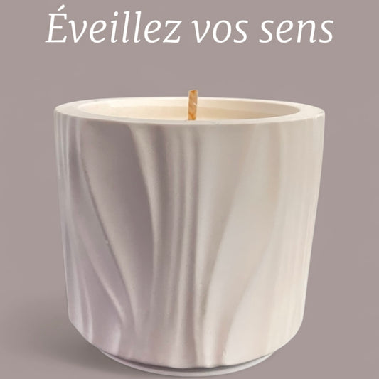 Bougie naturelle sans parfum - Pot en céramique vague