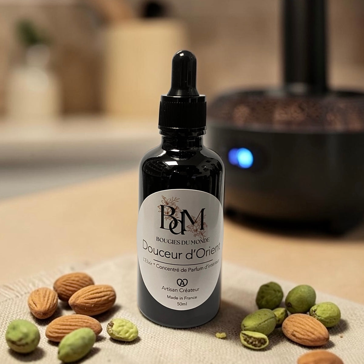 Elixir concentré de parfum douceur d'orient amande pistache de Bougies du Monde