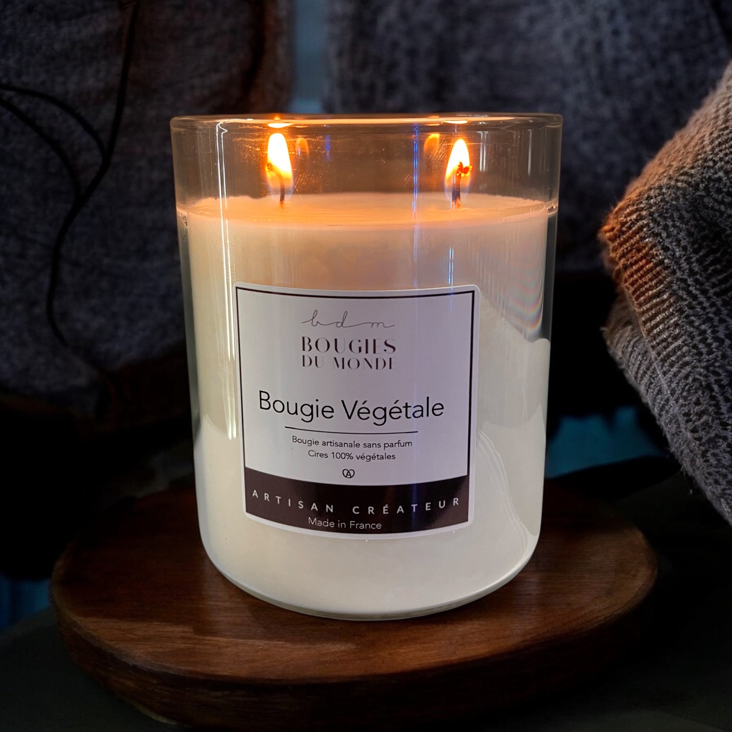Bougie-2-meches-cire-vegetale-naturelle-sans-parfum-fabrication-artisale-francaise-Bougies-du-monde