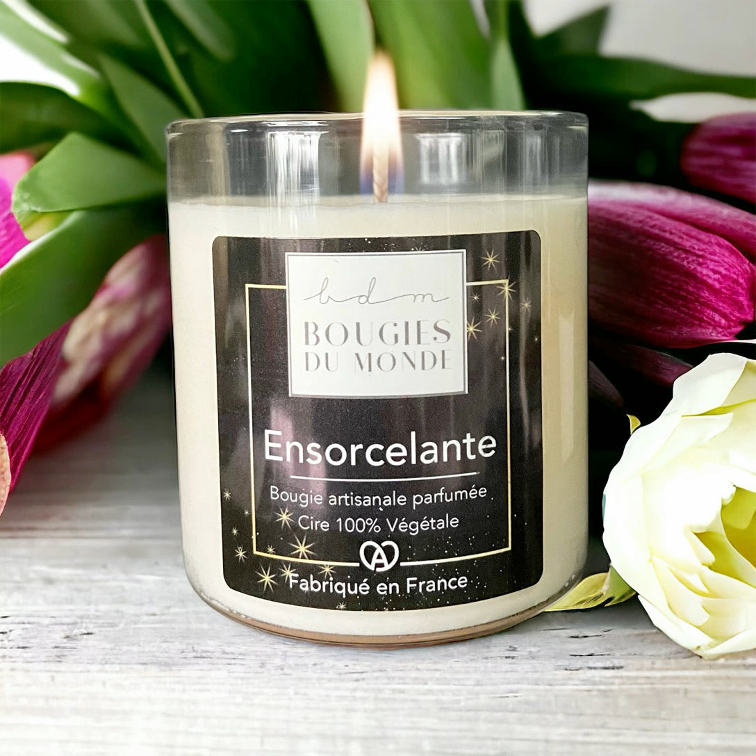 Bougie végétale parfumée ensorcelante tulipe framboise 