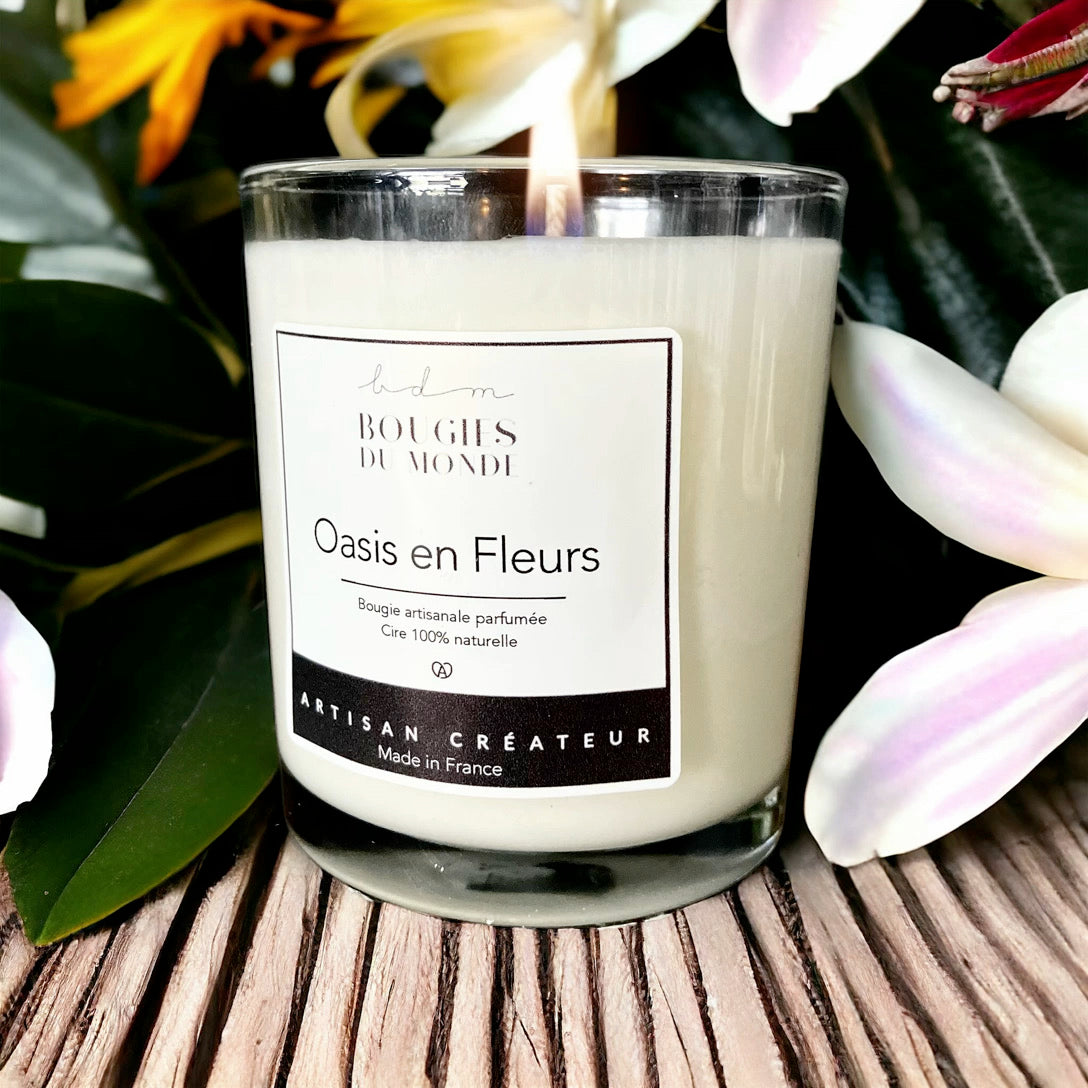 Bougie parfumée Oasis en Fleurs ( Frangipanier Jasmin )
