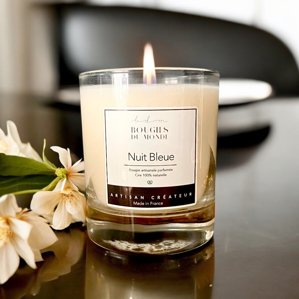 Bougie parfumée Nuit Bleue (Fleurs - Vétiver)
